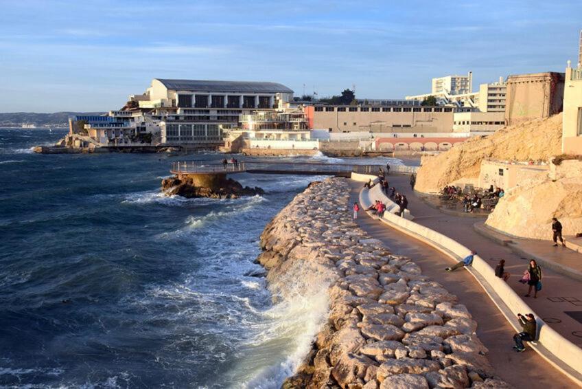 Le Chant Des Vagues * Marseille
