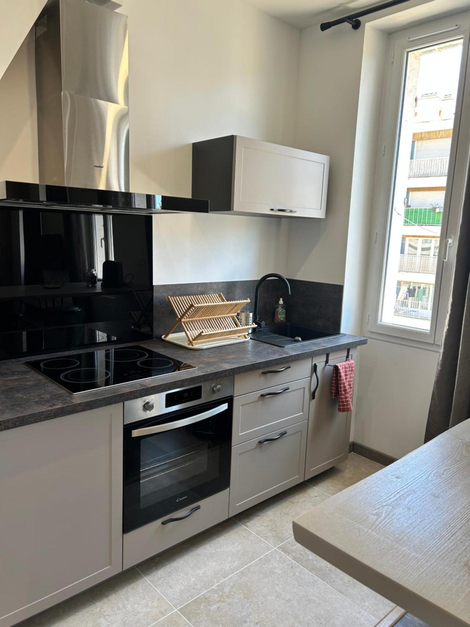 Le Chant Des Vagues Apartment *